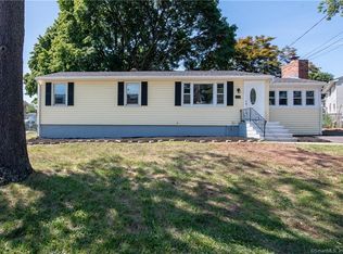 114 Essex St, New Haven, CT 06513