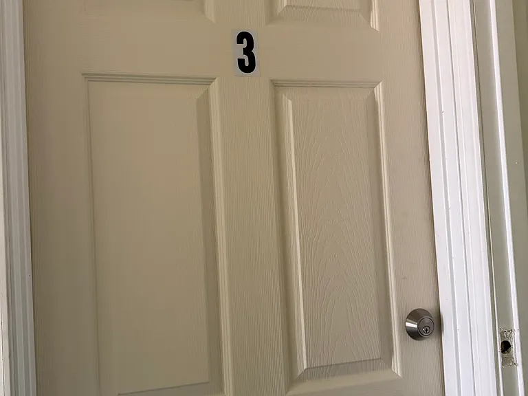 1006 Park Ave #3 — Photo 3