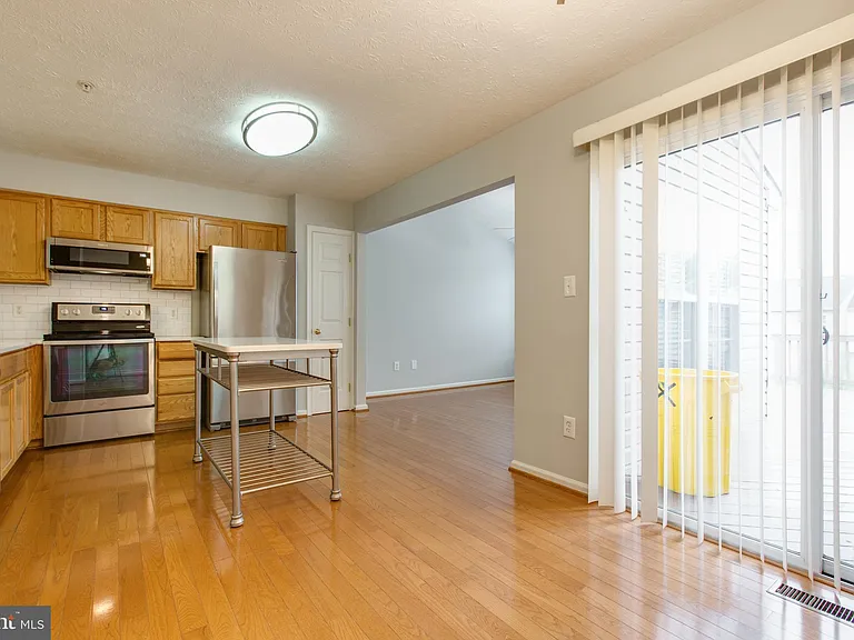 2542 Piney Pass Way — Photo 17