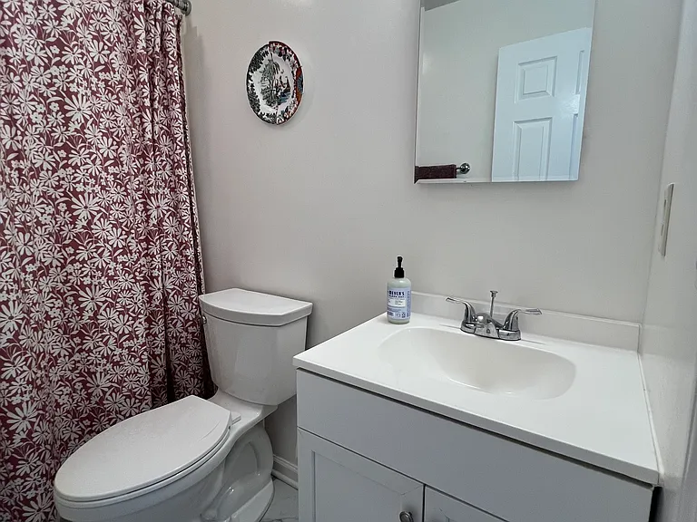 121 Lime Rock Rd — Photo 10