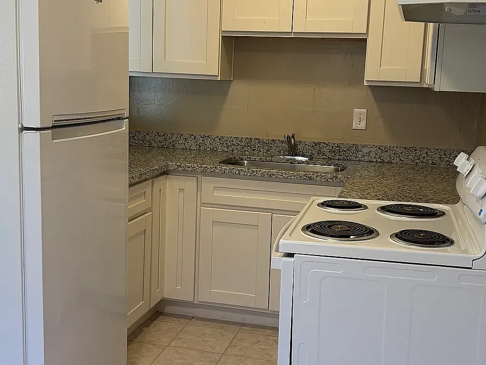 2 bed, $2,150 — Photo 3