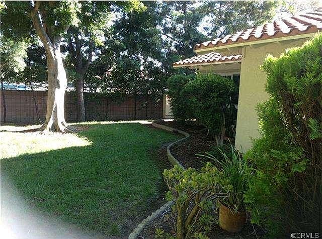 2nd image of 2056 Via Mariposa E Unit B