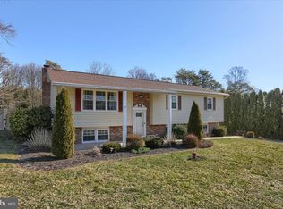 24 Pinetree Dr, Duncannon, PA 17020