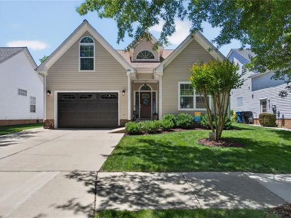 2881 Einstein Dr, Virginia Beach, VA 23456