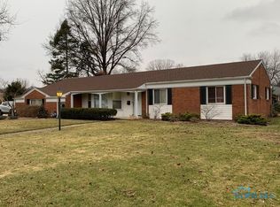 3744 Shamrock Dr, Toledo, OH 43615