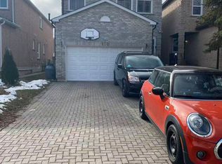 102 Chloe Cres, Markham, ON L3S 2J2