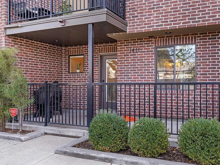 1411 E Komenda Way — Photo 2