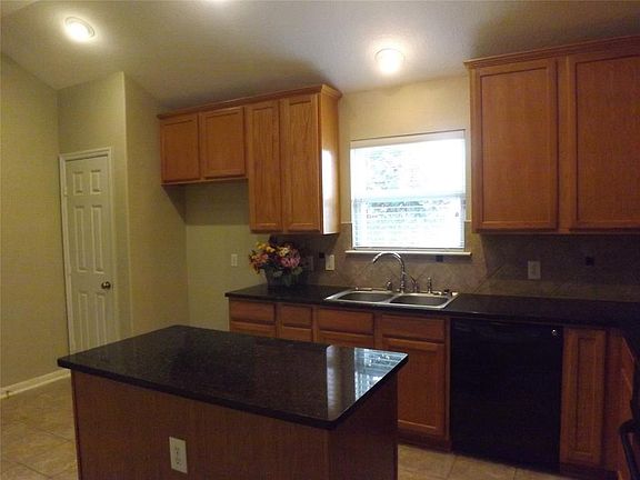 3rd image of 2202 Summit Meadow Dr