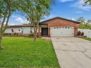 127 Harbor Woods Cir, Safety Harbor, FL 34695