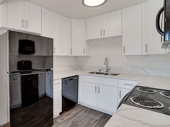 4th image of 1286 N Mollison Ave APT 2