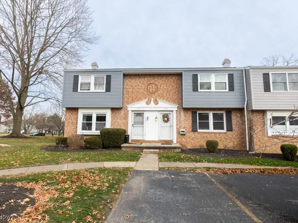 662 Smokerise Dr, Medina, OH 44256