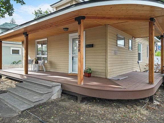 2nd image of 2028 W York Ave