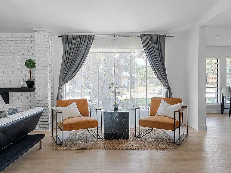2521 Delmar Dr — Photo 30