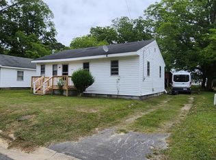 608 Sycamore St, Fremont, NC 27830