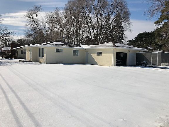 2nd image of 3206 Westbrook St