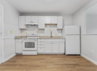 700 Cummins Hwy APT 11, Mattapan, MA 02126