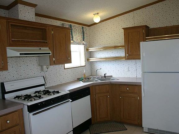 2nd image of 7125 Pyramid Pl