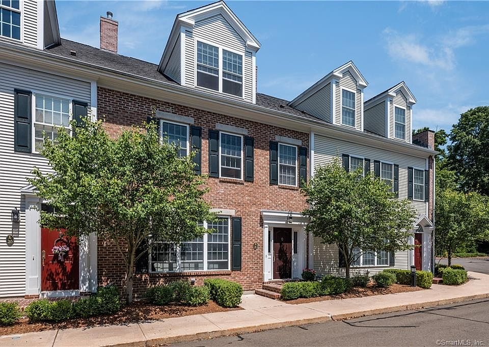 1st image of 21 Evarts Lane #21