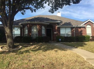 809 Yaupon Dr, Garland, TX 75044
