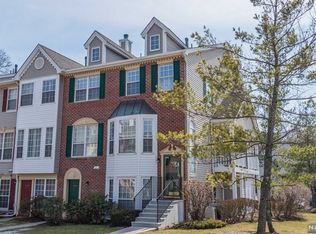 1274 Hibiscus Ct, Mahwah, NJ 07430