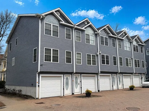 47 Alder St APT 4, Waltham, MA 02453