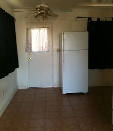 3rd image of 3821 Broadway