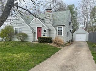 1249 E University St, Springfield, MO 65804