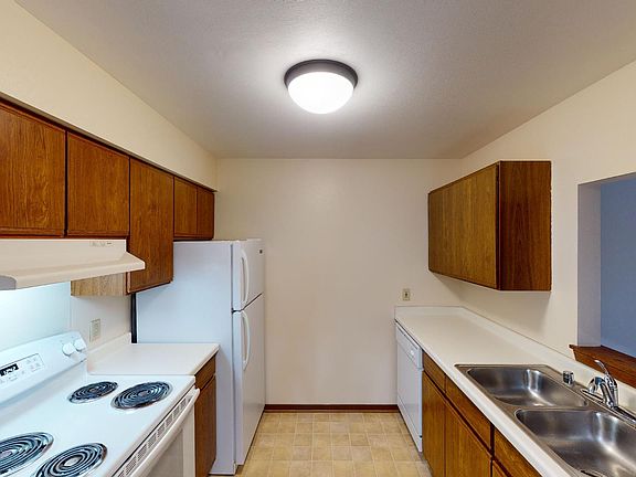 3rd image of 2002-2022 Elka Ln #4942571