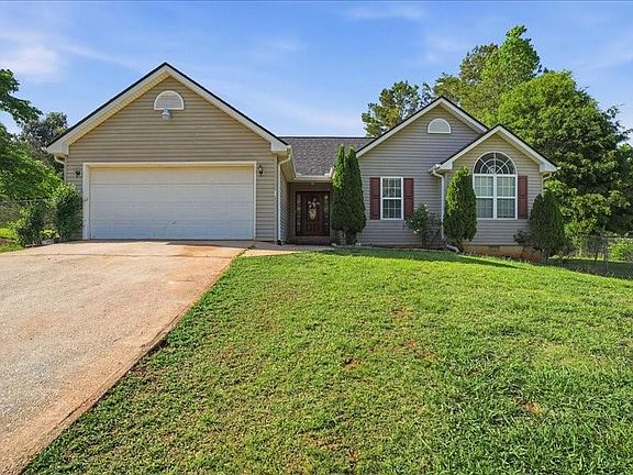 2nd image of 7154 Cedar Hill Dr