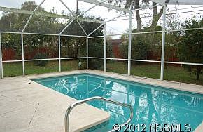 2nd image of 2026 Queen Palm Dr