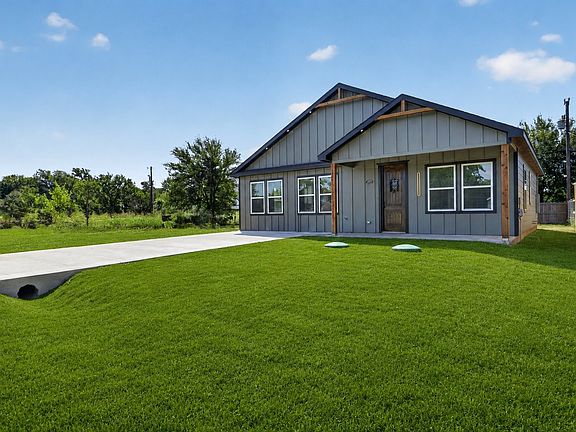 4th image of 2921 Blackjack Ln