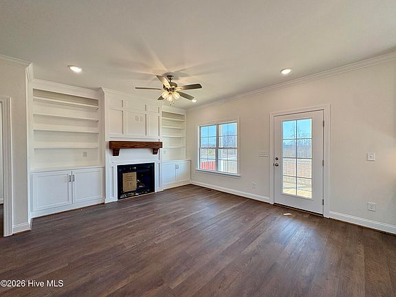 5th image of 7515 Sweetwater Drive