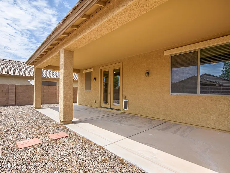 41615 W Chimayo Ct — Photo 32
