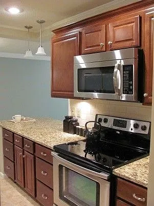Heritage Village Apartments — Photo 9