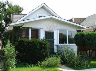 8145 S Bennett Ave, Chicago, IL