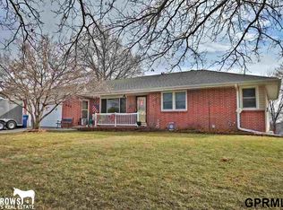 624 9th St, Adams, NE 68301