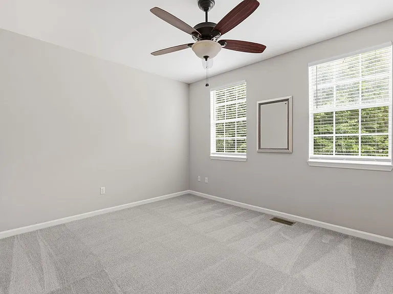 737 Woodland Creek Way — Photo 20