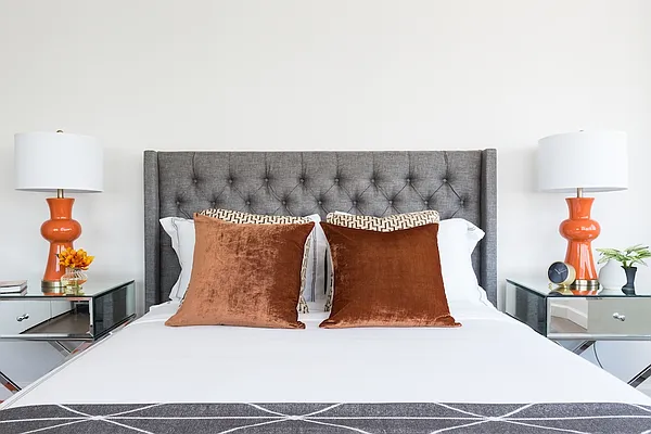 Rented by Greystar | media 33