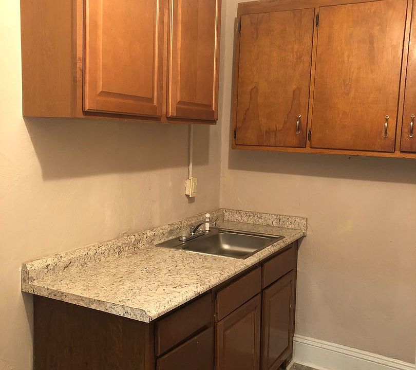 Dinwiddie Apts Apartment Rentals Norfolk, VA Zillow