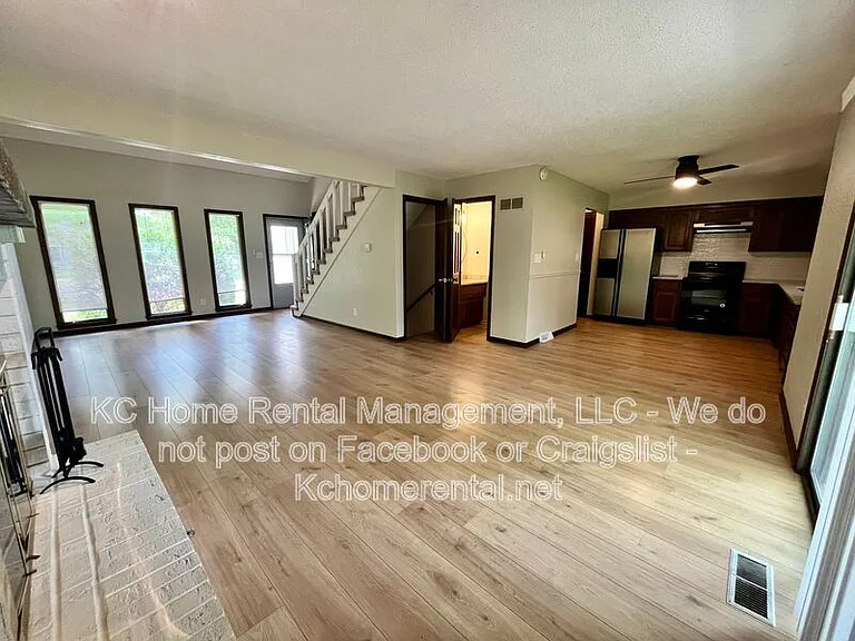 3868 SW Harbor Dr — Photo 14