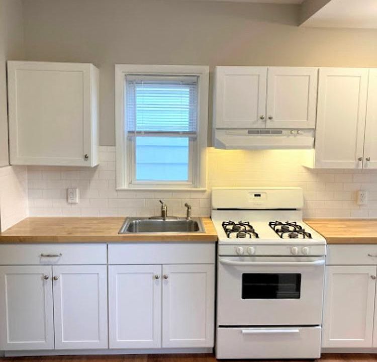 1st image of 85 E Broad St #1R