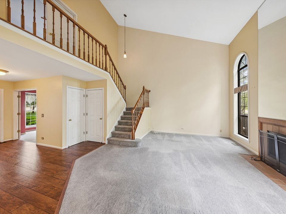 11462 Ashley Woods Dr, Westchester, IL 60154 Zillow
