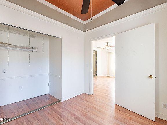 5th image of 432 W MOFFATT Street
