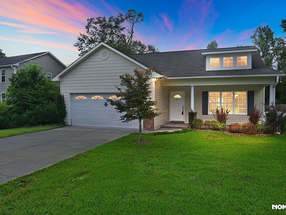 1st image of 1525 Reagan Ct