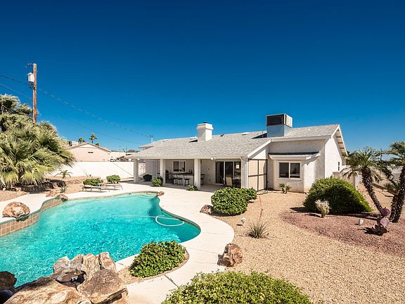 3rd image of 3151 Horseshoe Canyon Dr