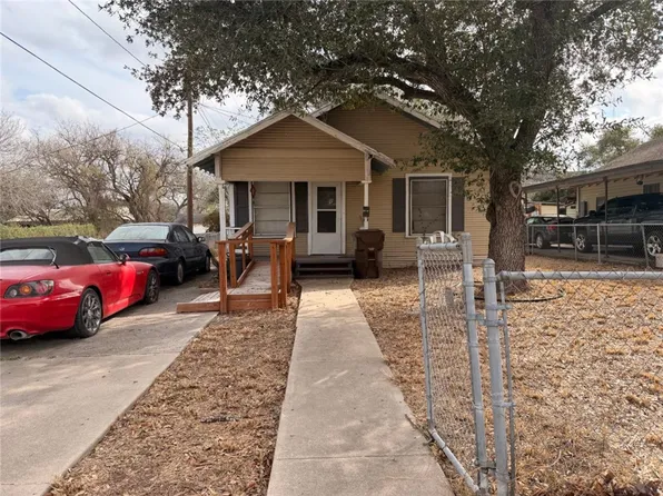 508 N 2nd St, Kingsville, TX 78363