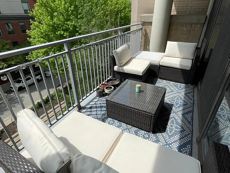 212 E Cullerton St #412 — Photo 8
