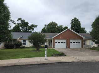 161 Flagstone Dr, Rossville, GA 30741