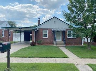 207 SW 11th St, Fairfield, IL 62837