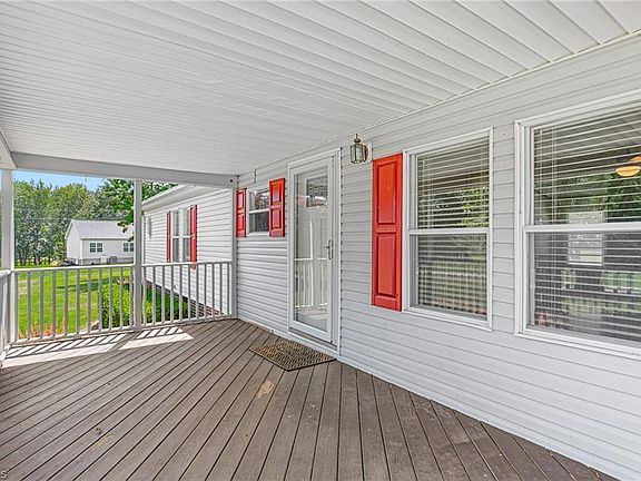 4th image of 1418 William Riley Rd
